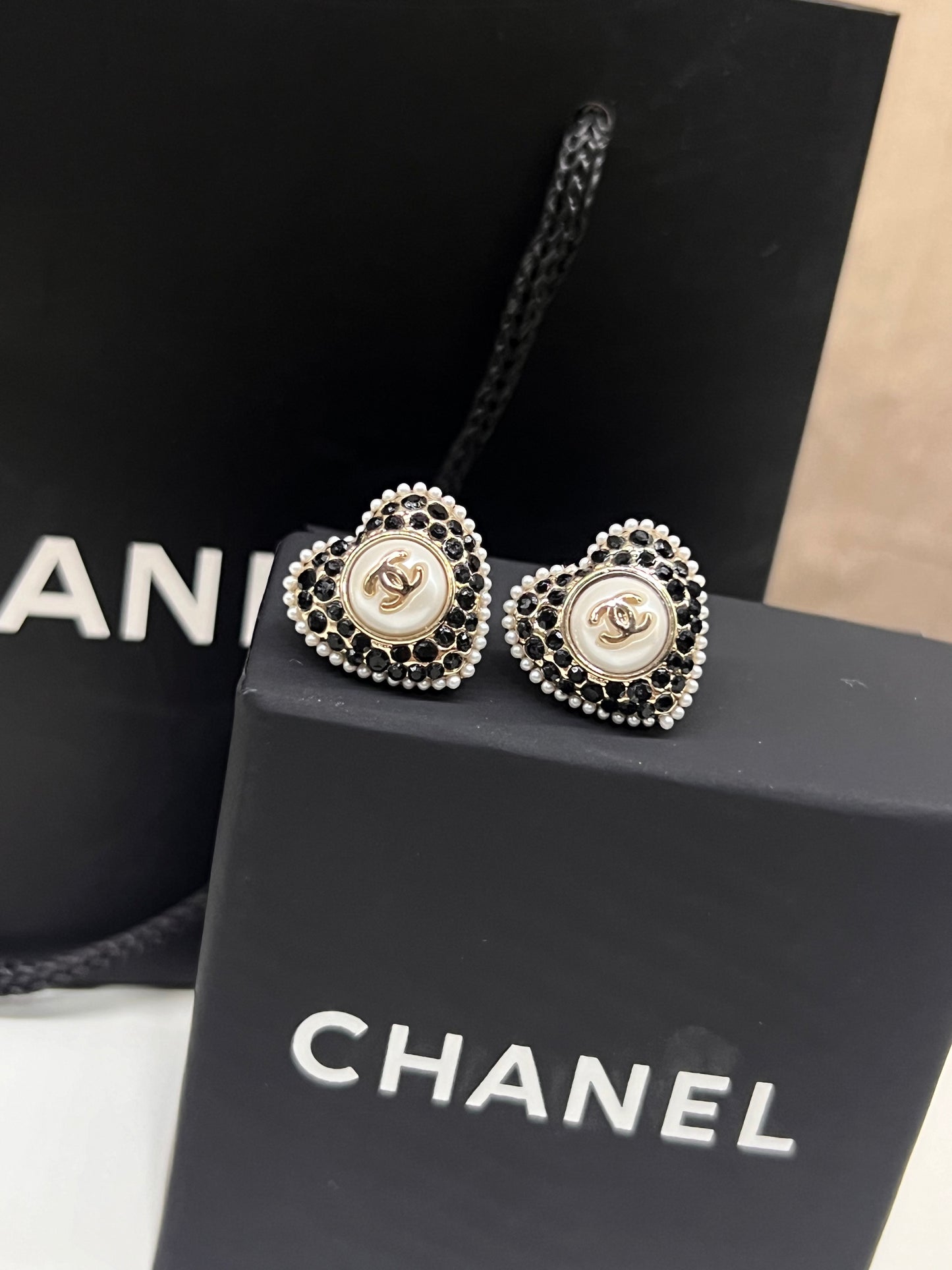 Arete Chanel De Corazon Cristal/Perlas