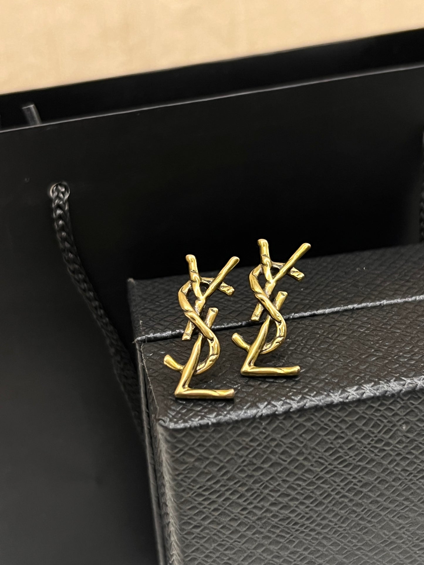 Aretes Ysl Tronco