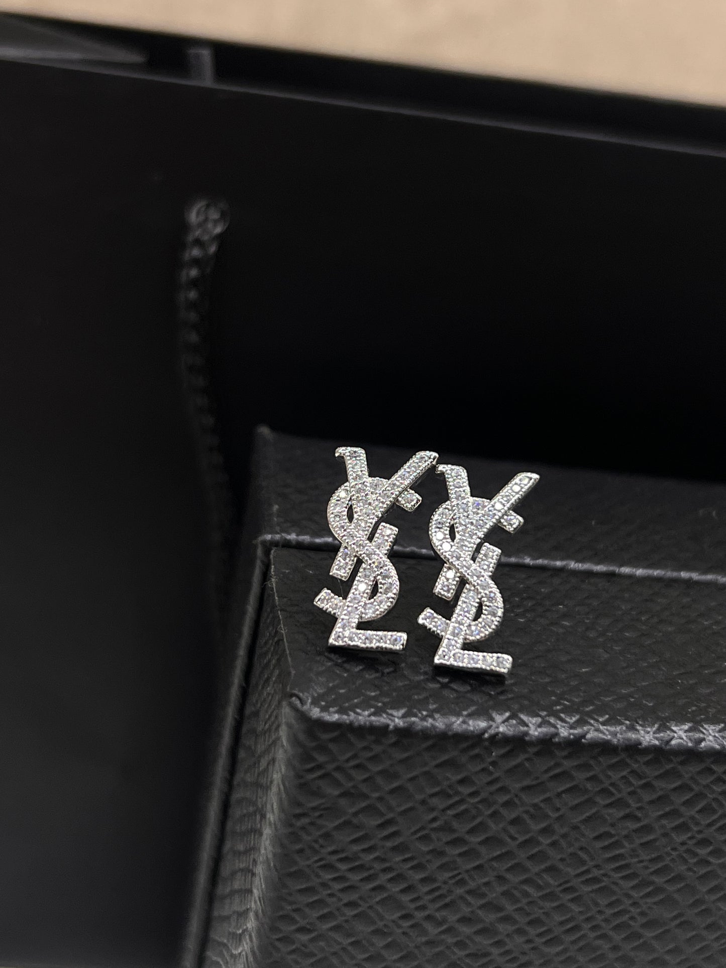 Aretes Ysl Petite