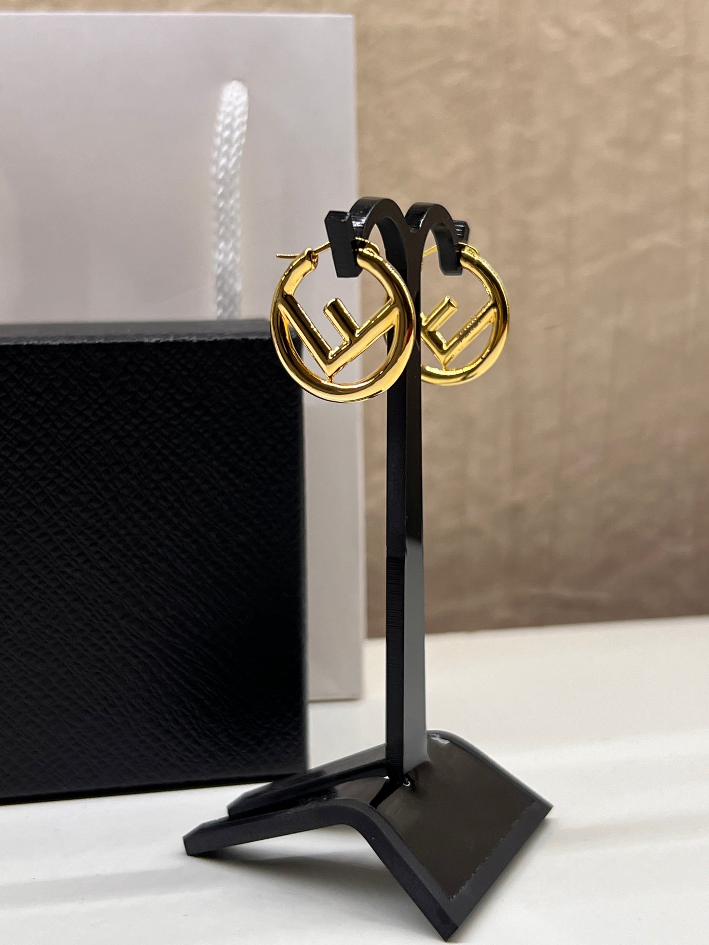 Arracadas Fendi Clasicas