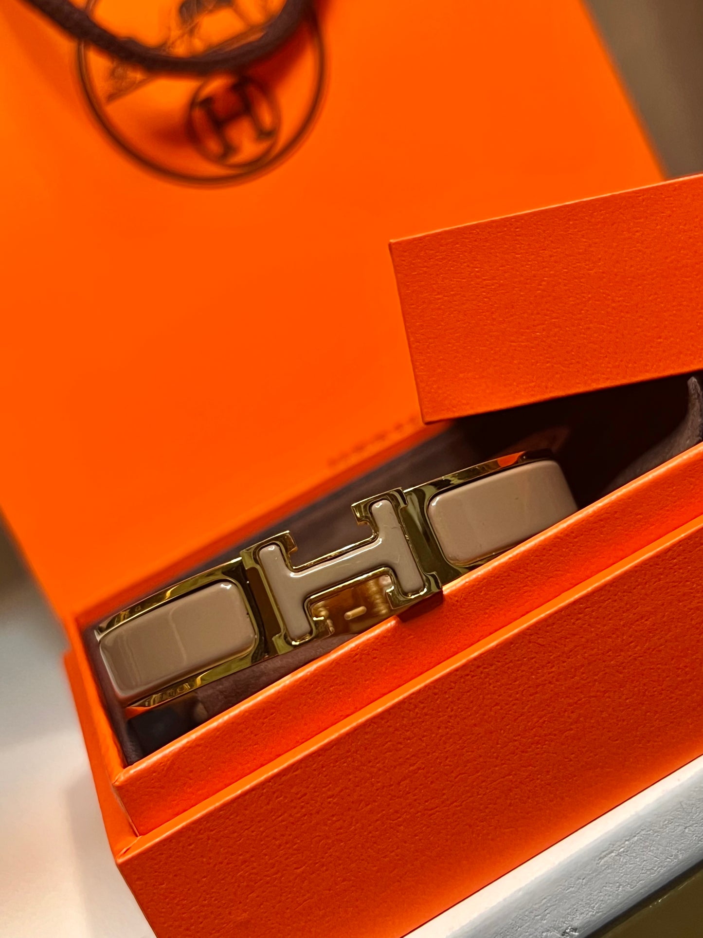 Brazalete Hermes Clic H