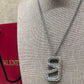 Cadena Valentino Logo Med V