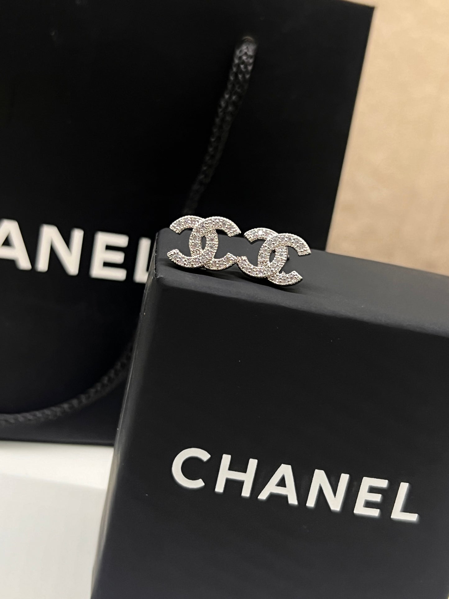 Arete Chanel Mini Zirconia