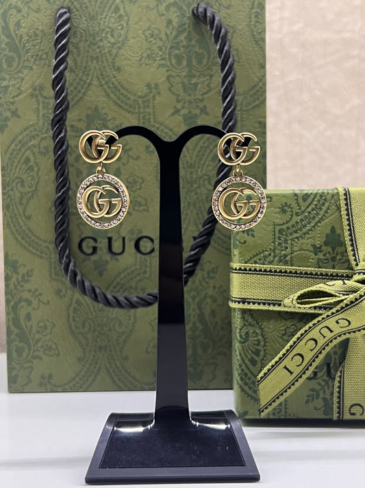 Aretes Gucci Logo Con Colgante