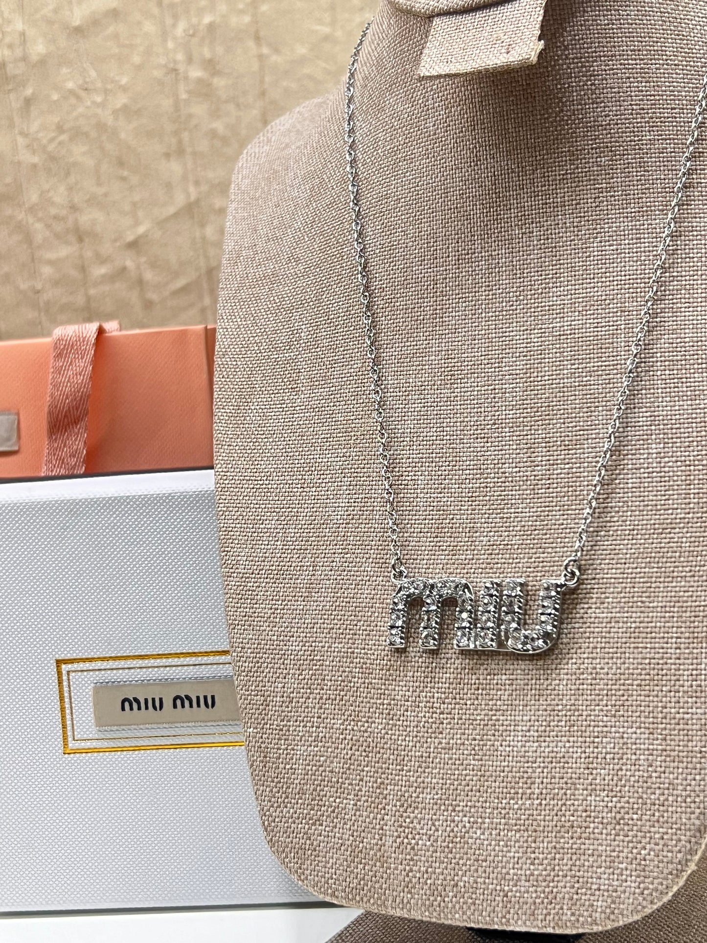 Cadena Miu Miu Clasica