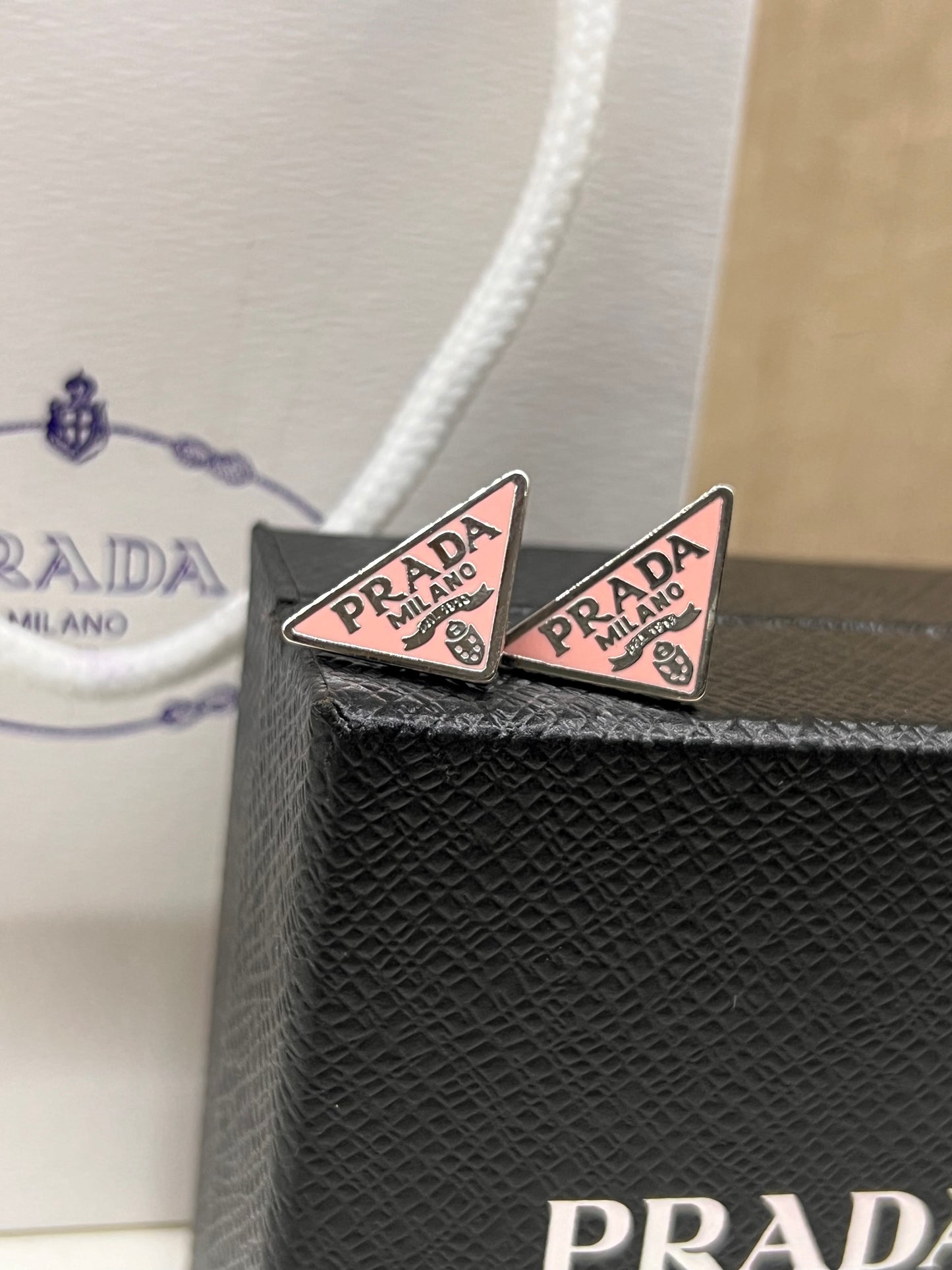 Aretes Prada Clasico