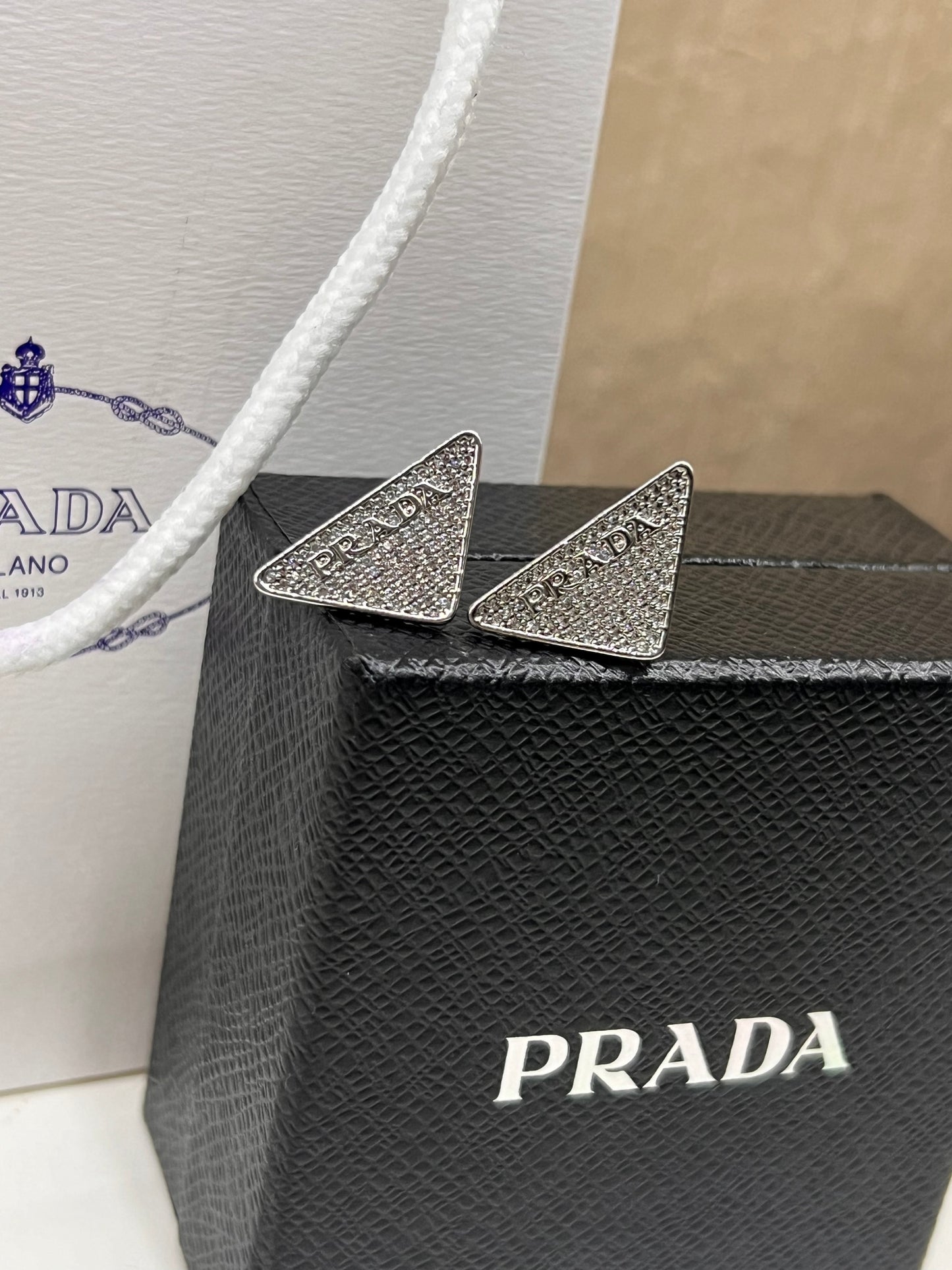 Aretes Prada Clasico Zirconia