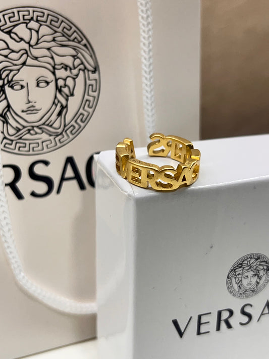 Anillo Versace Letras