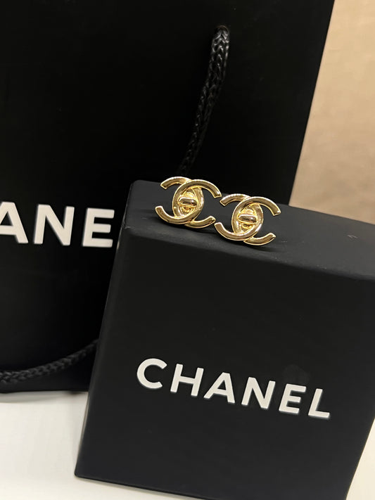 Arete Chanel Dorado