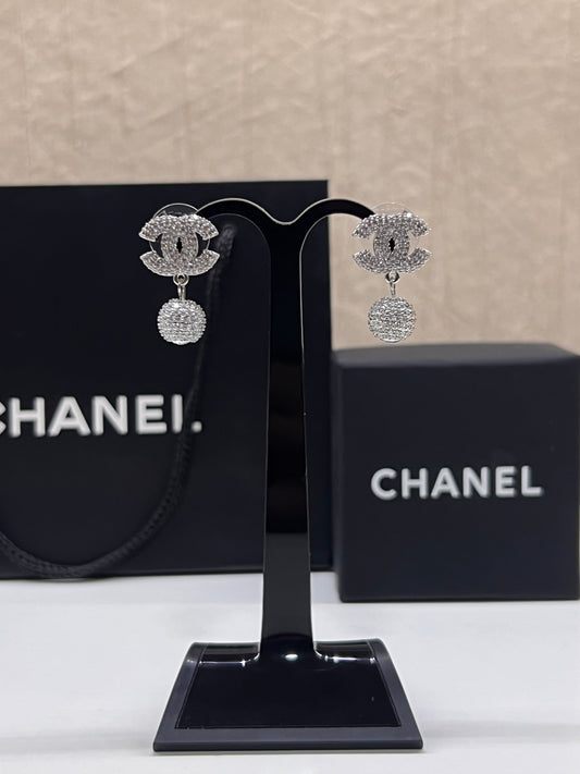 Aretes Chanel Esfera Zirconia