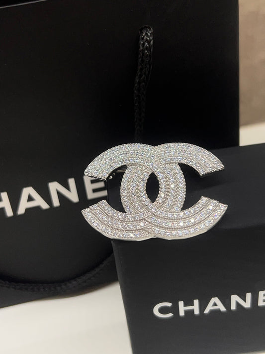 Prendedor Chanel Triple