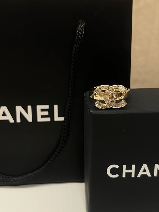 Anillo Chanel Logo Cristal