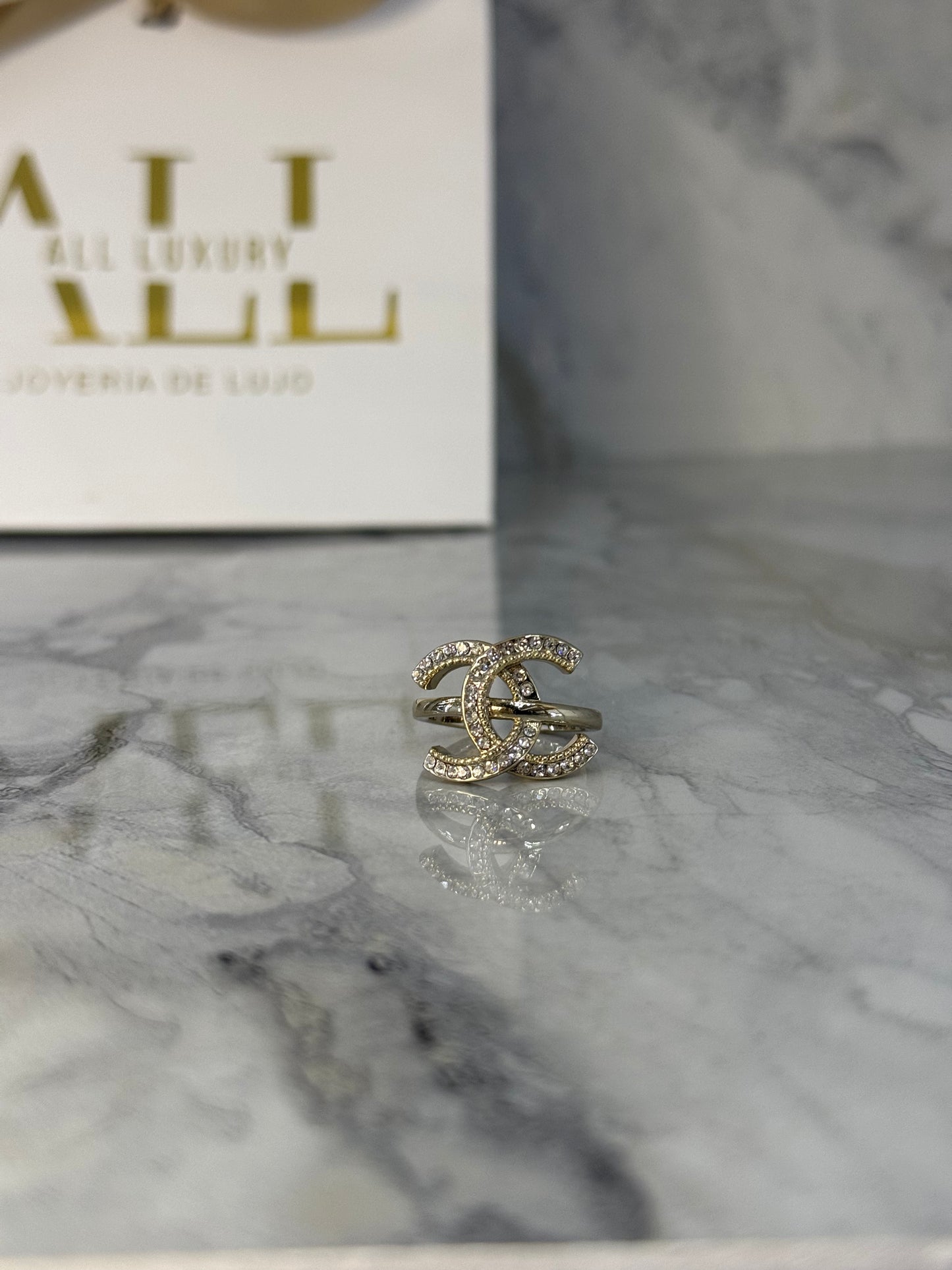 anillo chanel logo XL