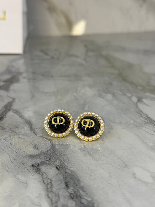 arete Dior negro c/perlas